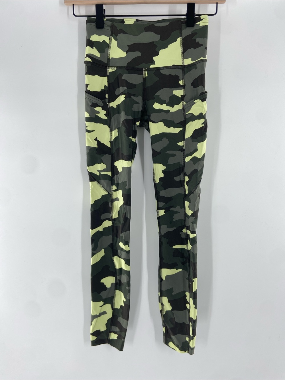 Lululemon Green Camo Leggings Size 2 Gently Used